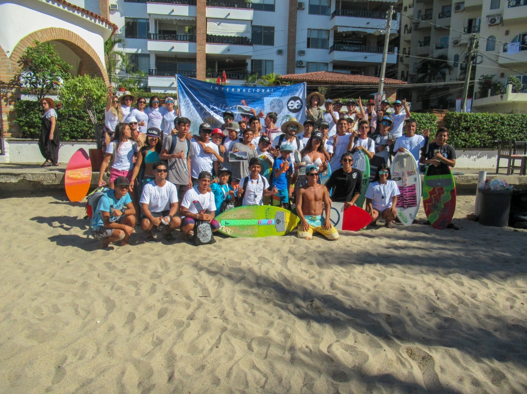 Skimboarders from all around Mexico and the USA take a group photo.