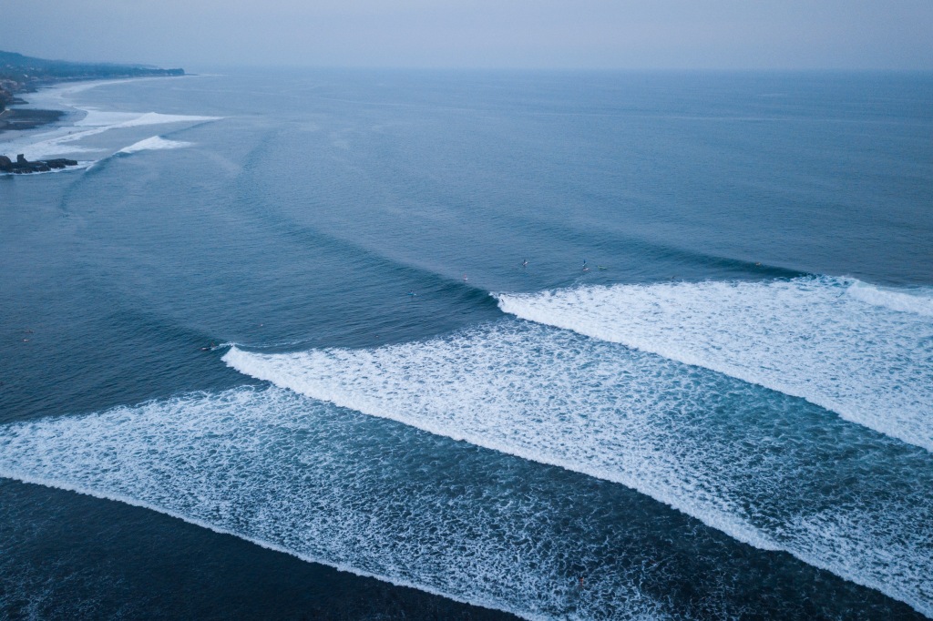 Drone image of waves breaking at El Sunzal.