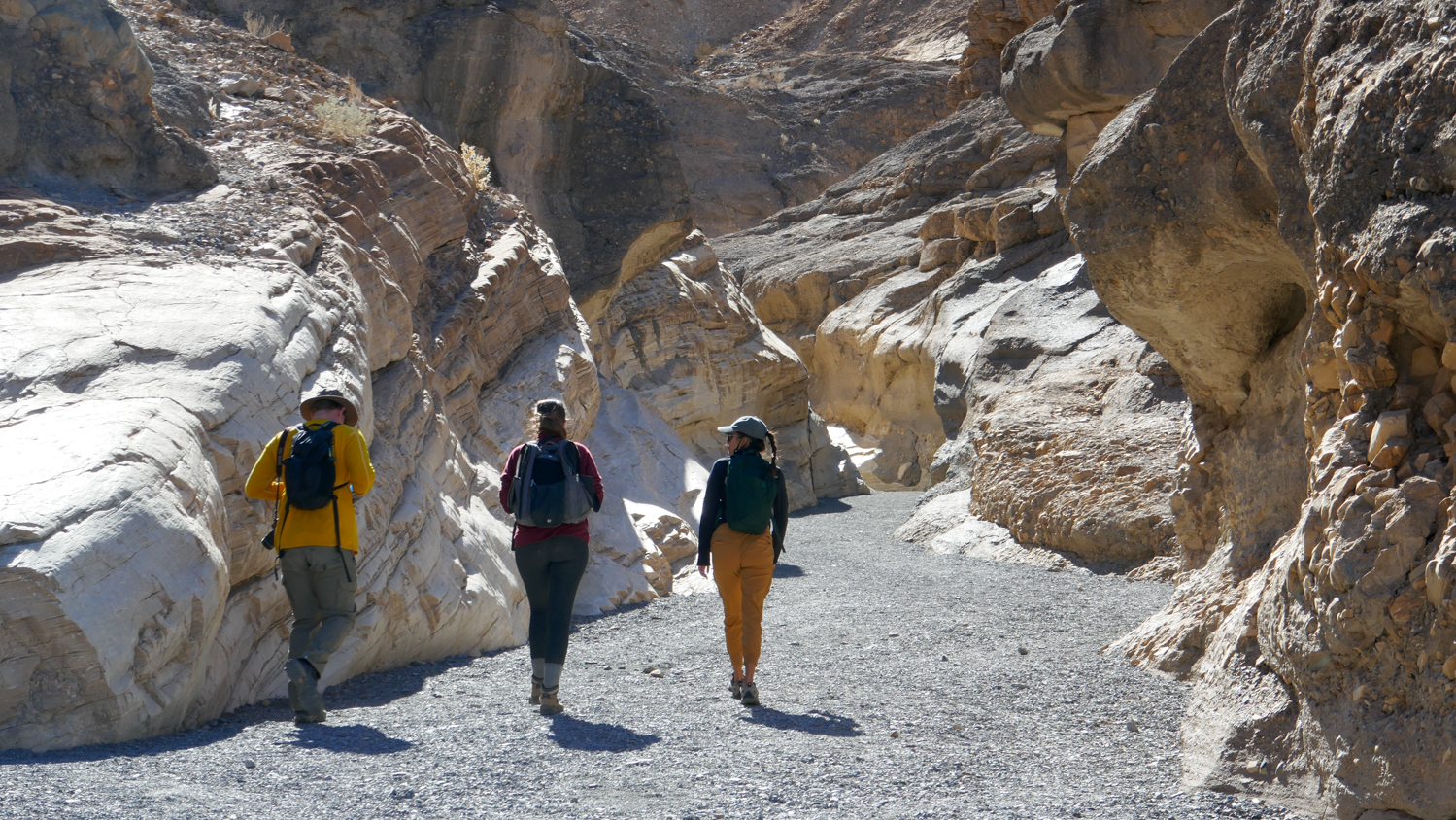 Geologic wonders of Death Valley: Photo journey through Mosaic Canyon