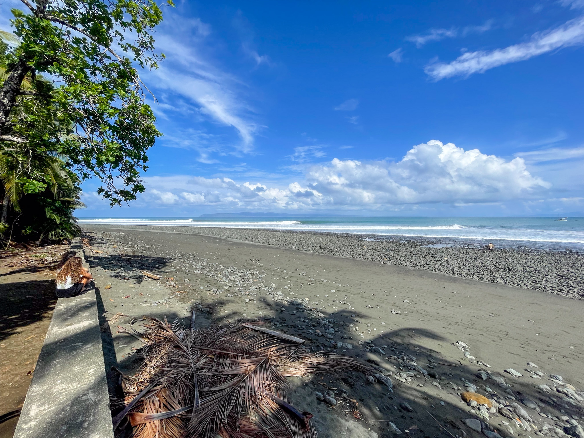 Costa Rica: The search for a new computer and perfect waves